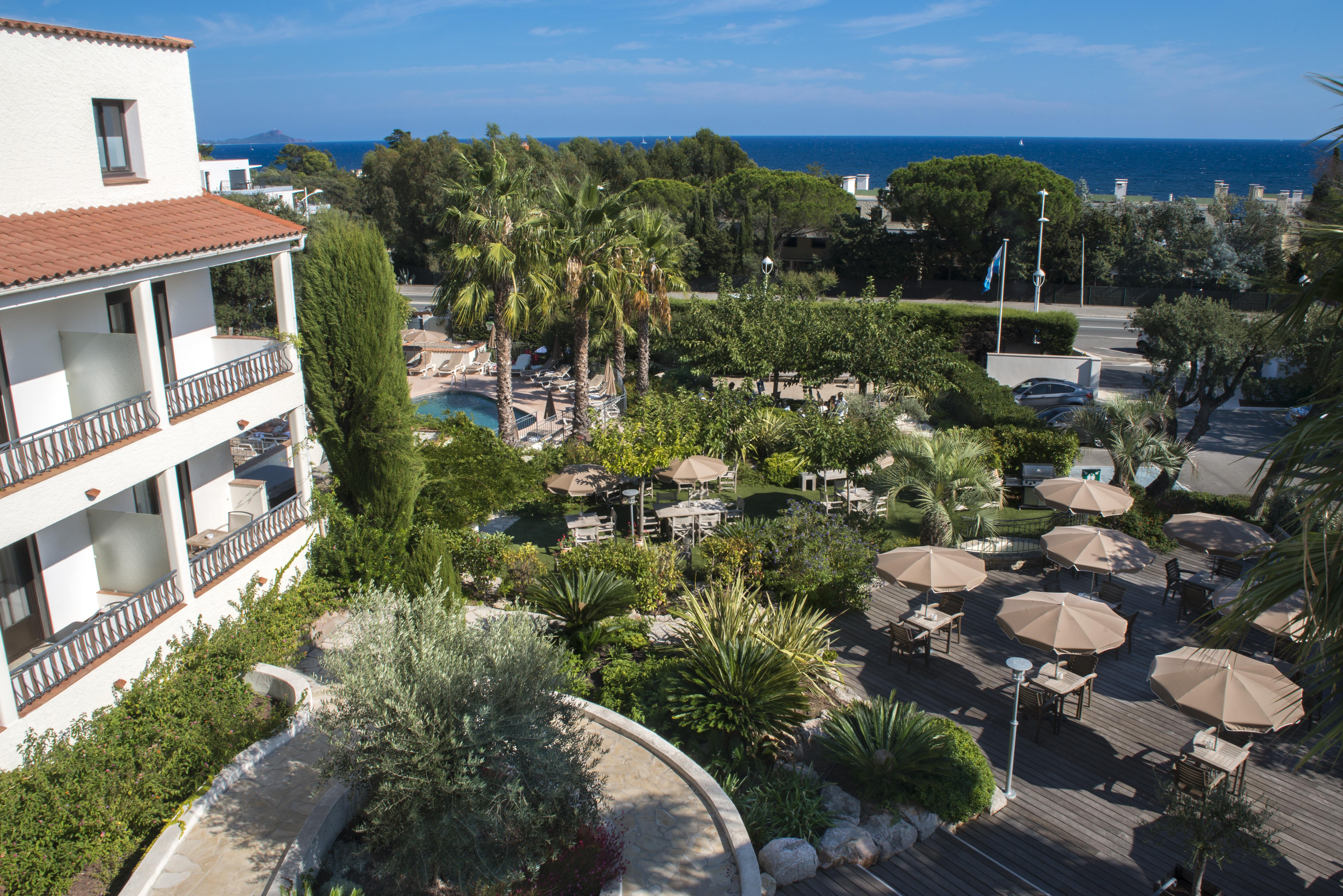 Van Der Valk Hotel Le Catalogne Saint Aygulf Exterior photo